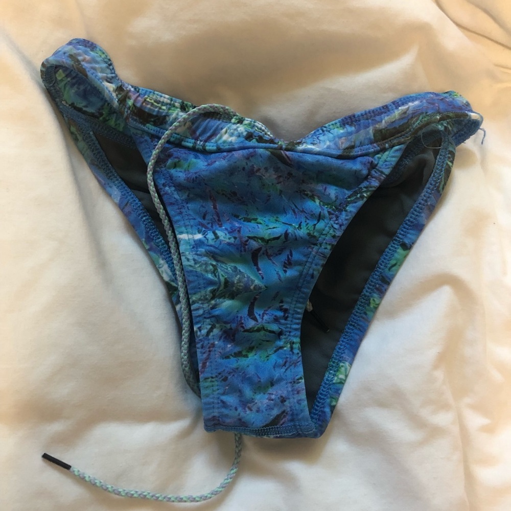 Small Jolyn Harley Bottoms!